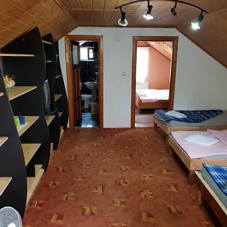Hompot Accommodation Deva Eksteriør bilde