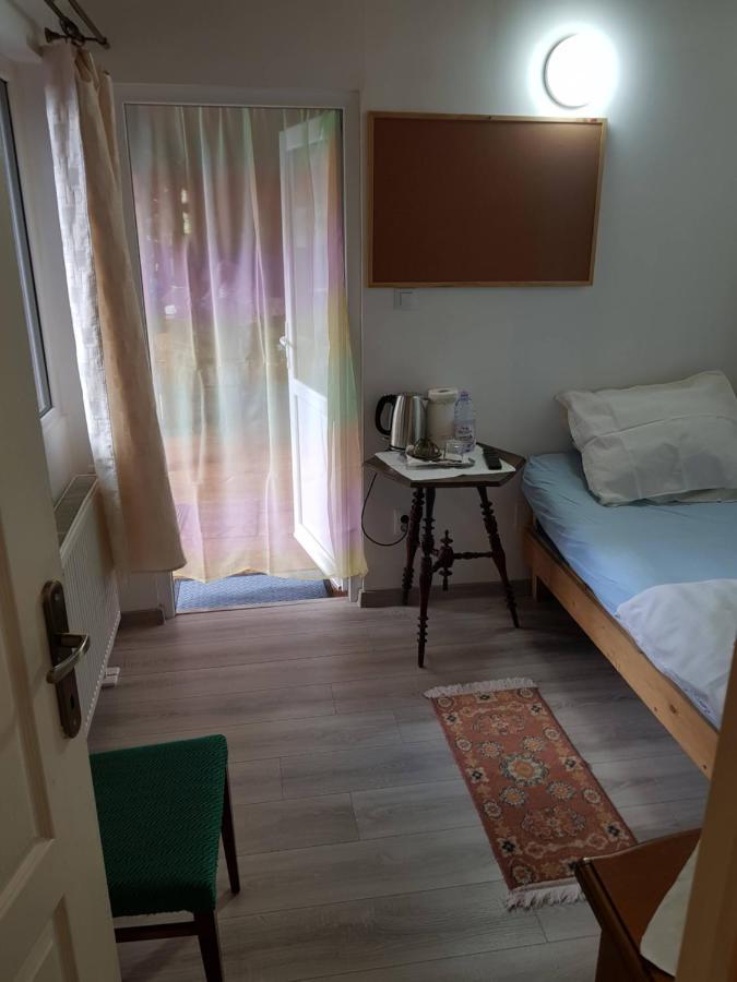 Hompot Accommodation Deva Eksteriør bilde