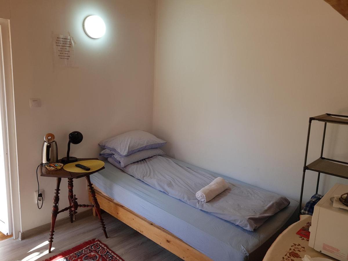 Hompot Accommodation Deva Eksteriør bilde
